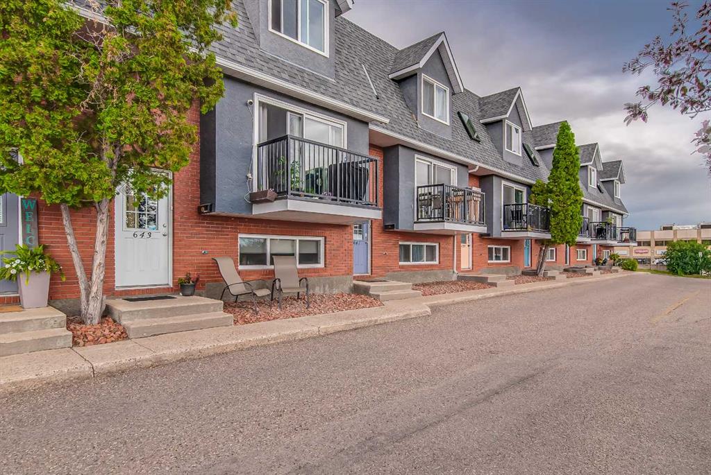 Picture for 643 5 Street SE