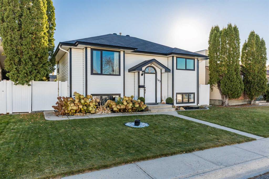 Picture for 143 Stapeford Crescent SE Picture for 143 Stapeford Crescent SE