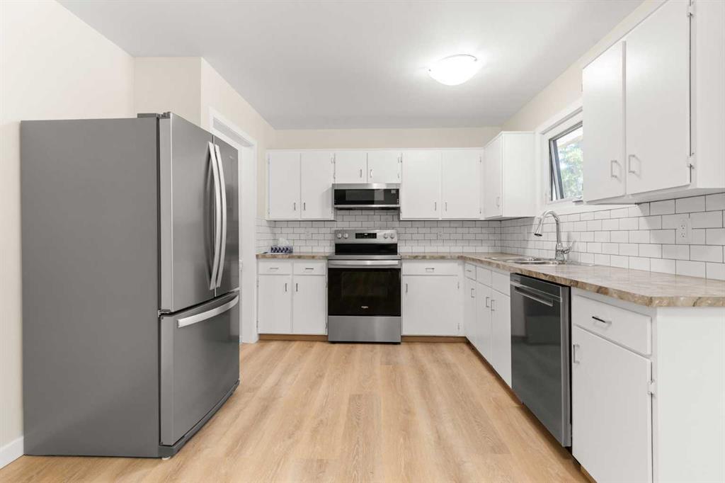 Picture for 1804 17 Street SE https://www.cirrealty.ca/reb/mhreb/4/A2267434_11.jpg