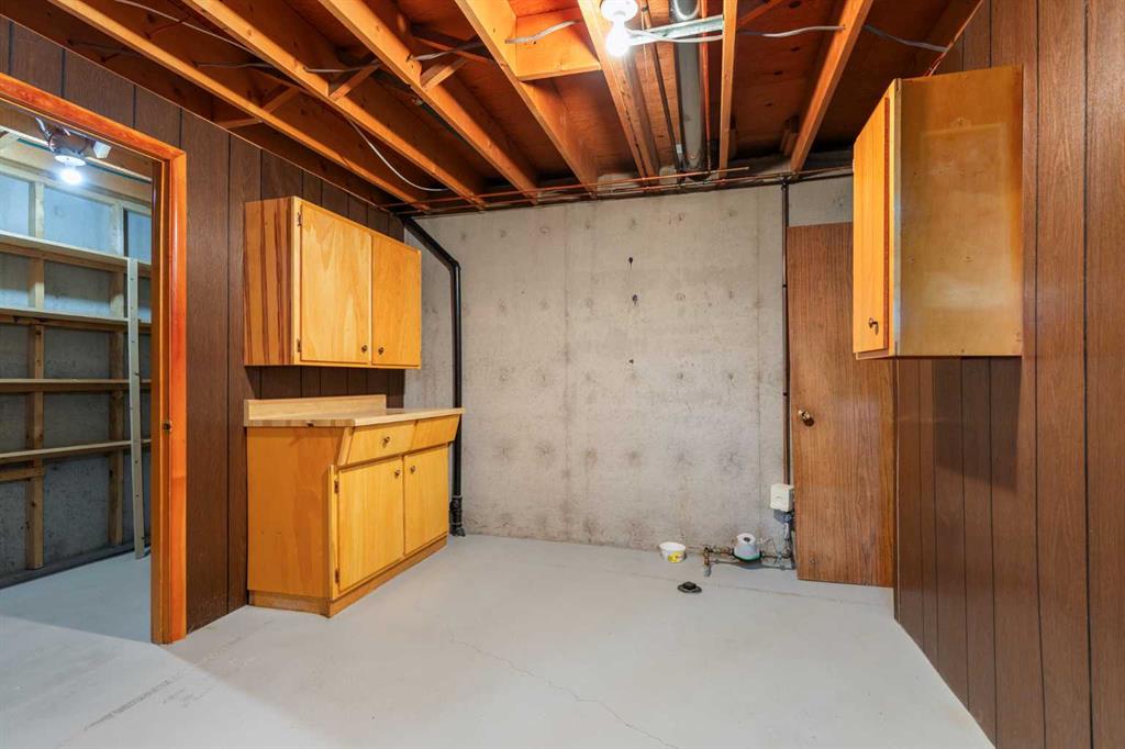 Picture for 1804 17 Street SE https://www.cirrealty.ca/reb/mhreb/4/A2267434_28.jpg