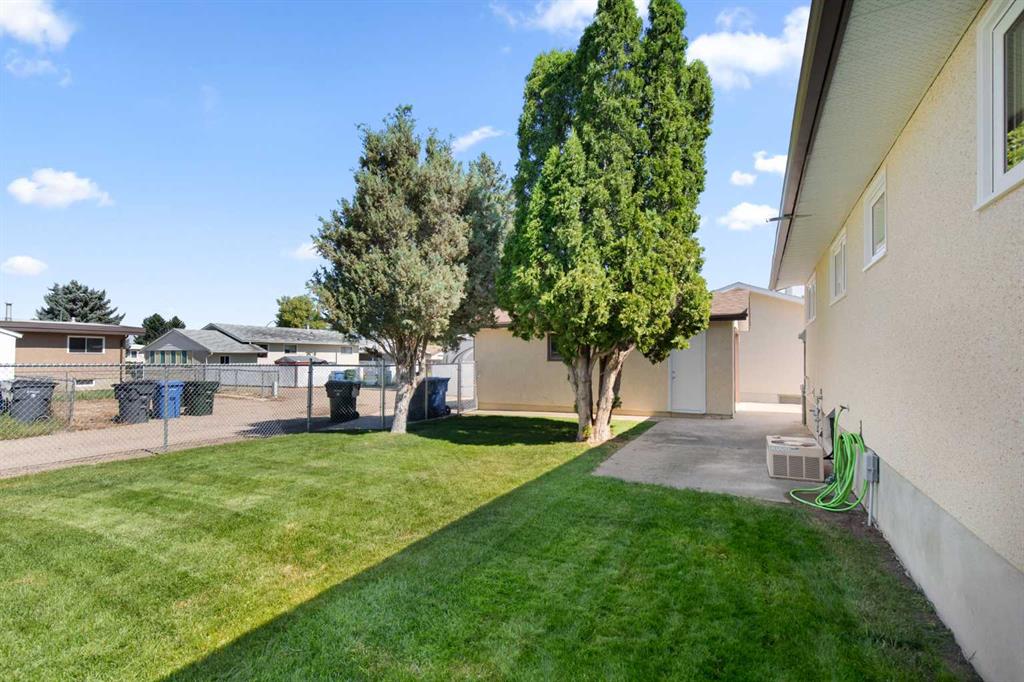 Picture for 1804 17 Street SE https://www.cirrealty.ca/reb/mhreb/4/A2267434_31.jpg