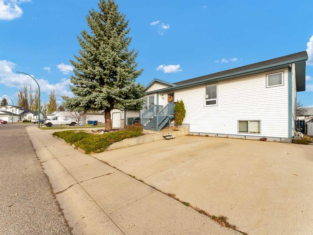 Picture for 135 Sage Close SE