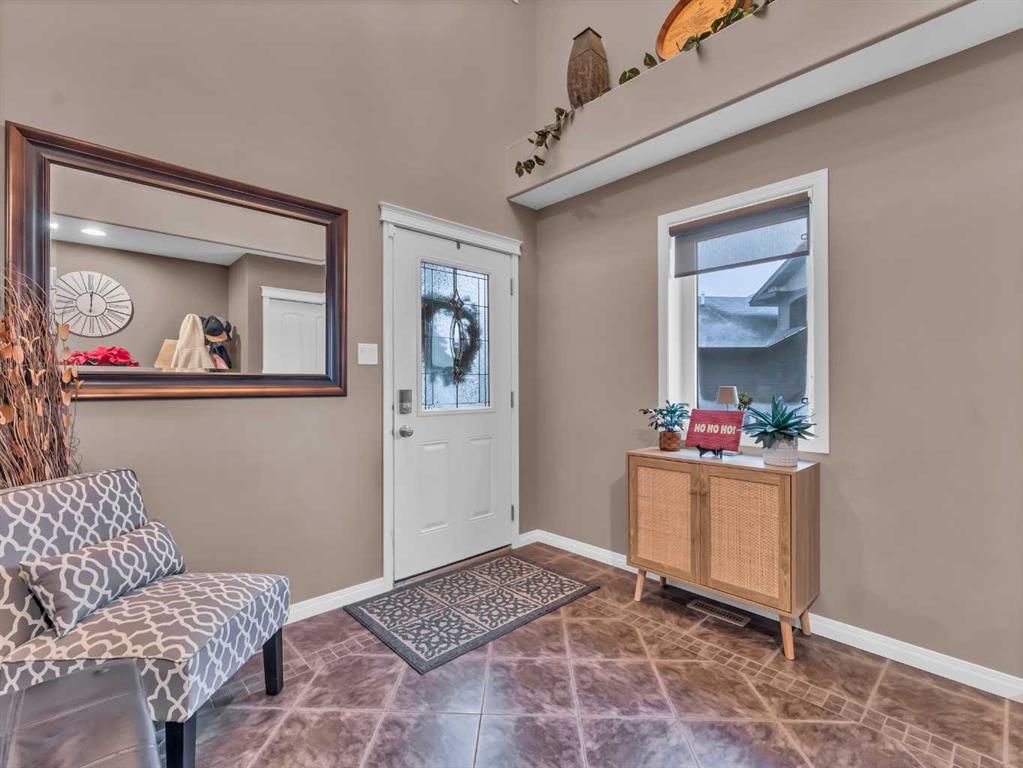 Picture for 251 Somerside Way SE