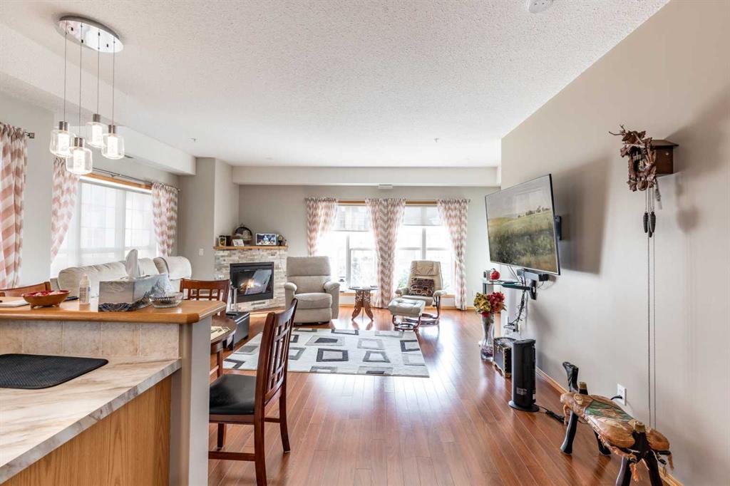 Picture for 413, 29 River Ridge Drive NW