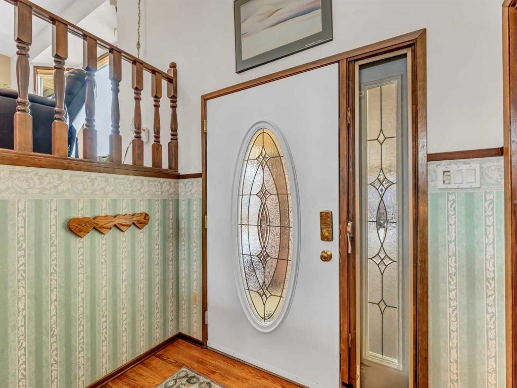 Picture for 17 Iris Court SE