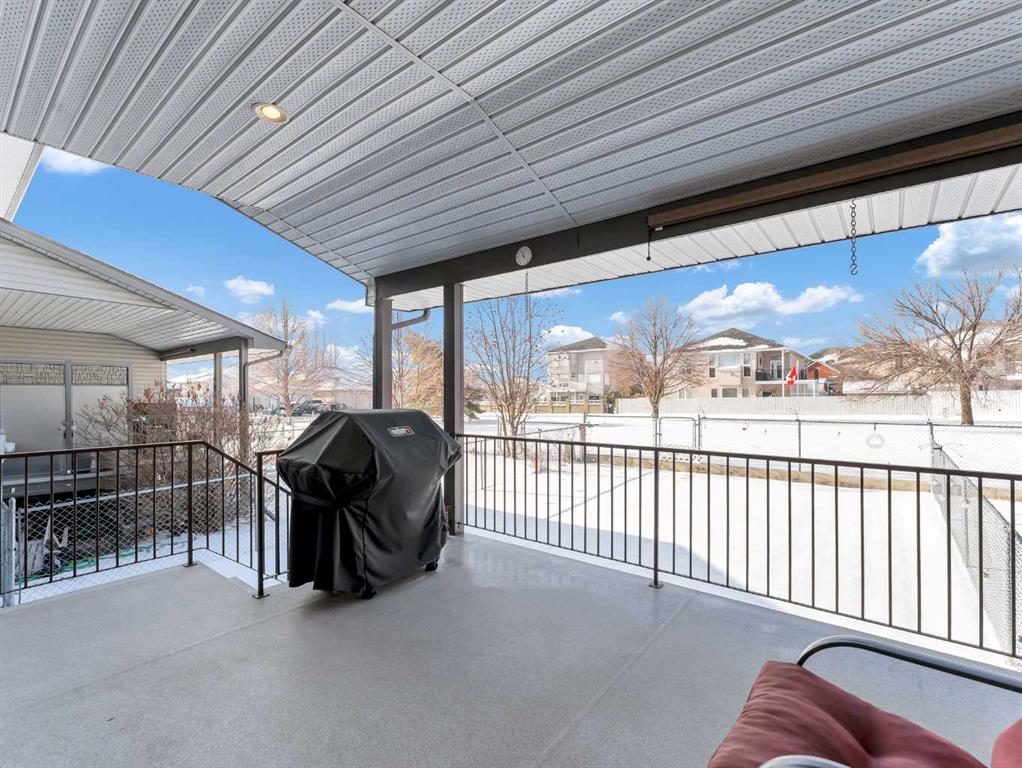 Picture for 879 Ross Glen Drive SE