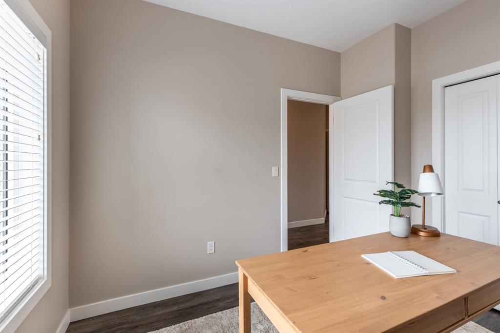 Picture for 802, 350 Somerside Road SE