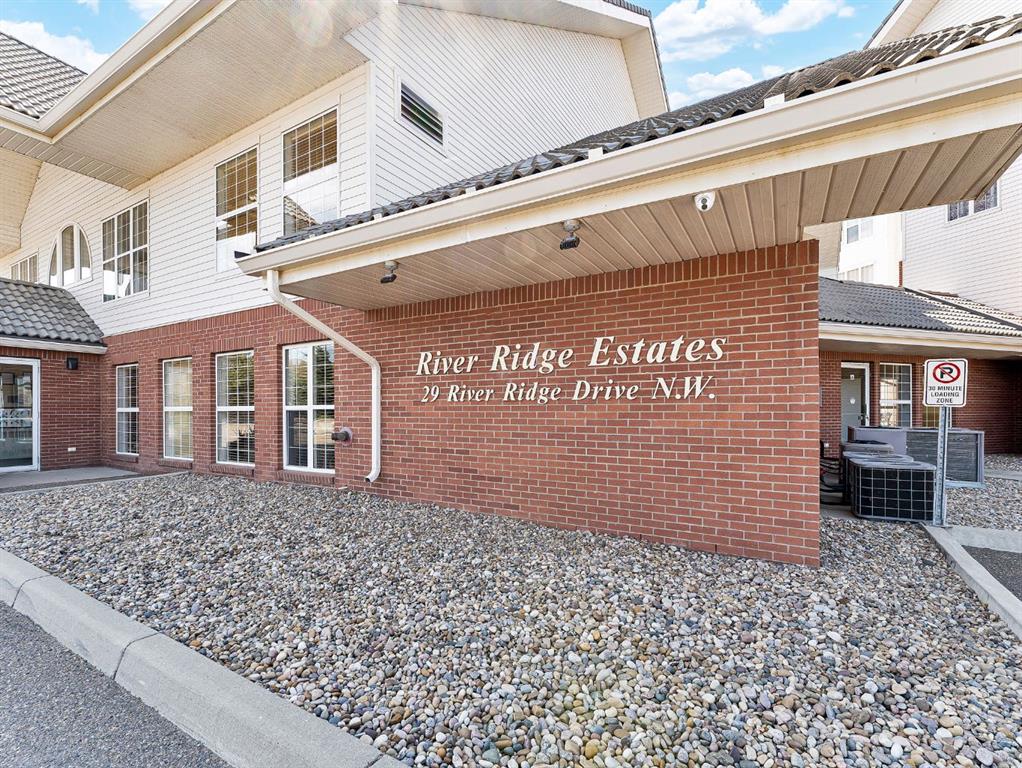 Picture for 214, 29 River Ridge Drive NW