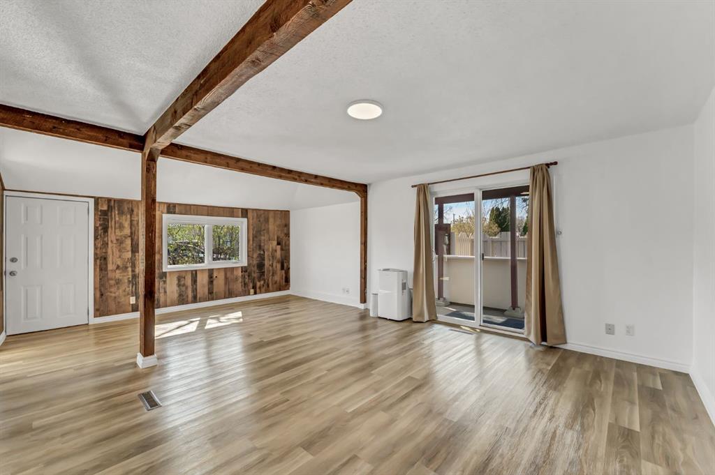 Picture for 25 4 Street NE