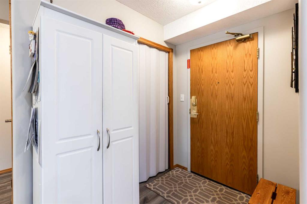 Picture for 114, 1535 Southview Drive SE