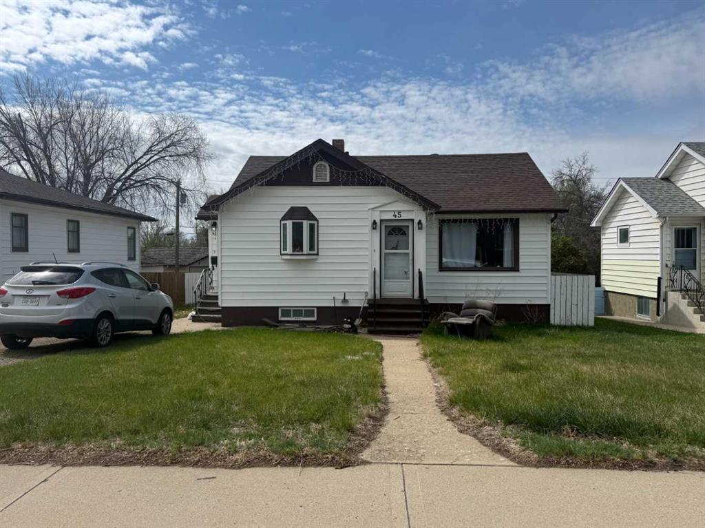 Picture for 45 4 Street SW