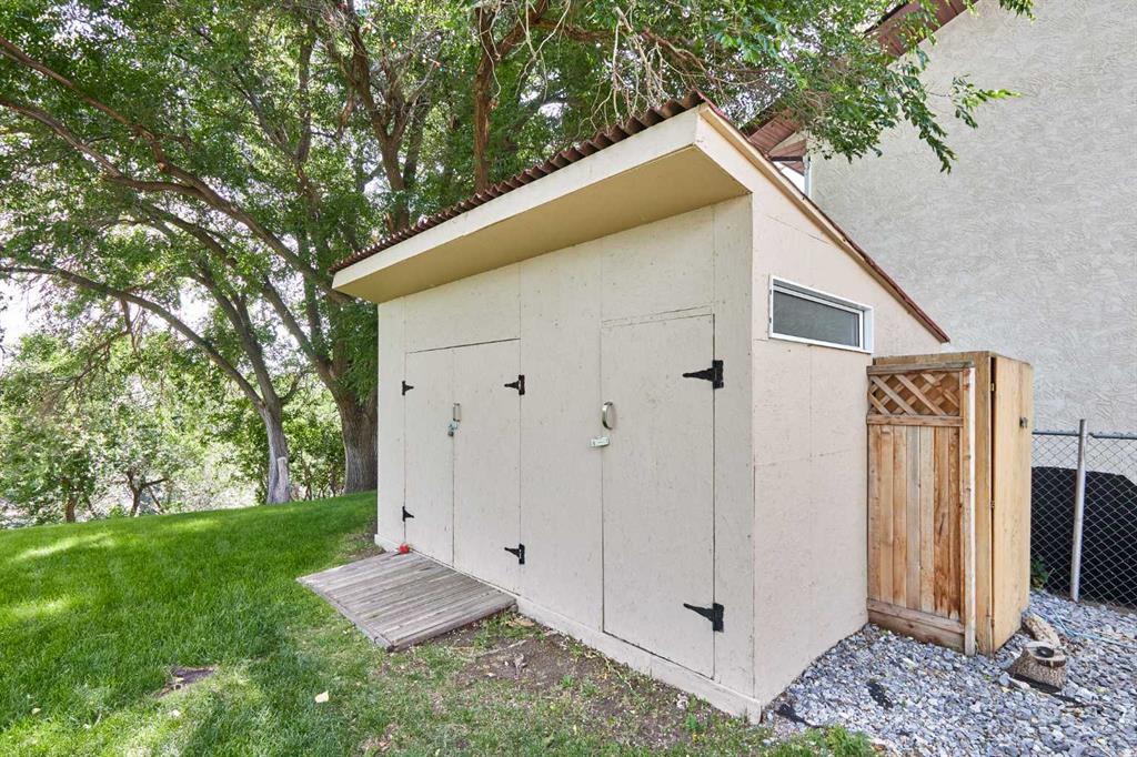 Picture for 640 Division Avenue NW