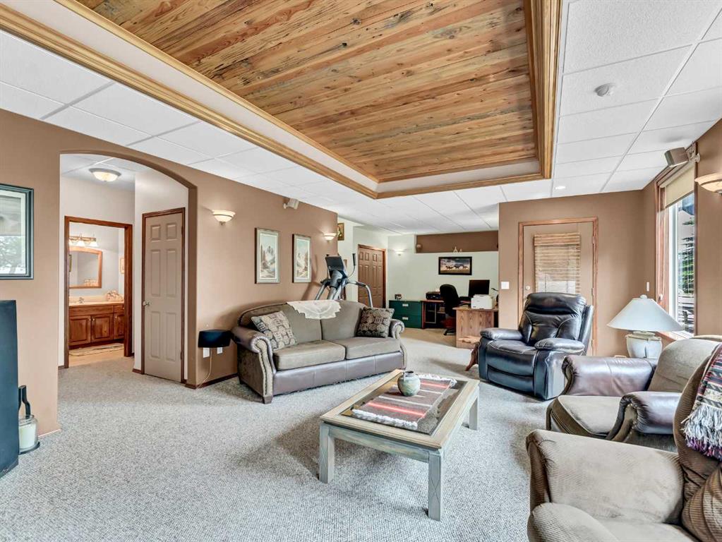 Picture for 12026 Range Road 74   https://www.cirrealty.ca/reb/mhreb/5/A2230635_33.jpg