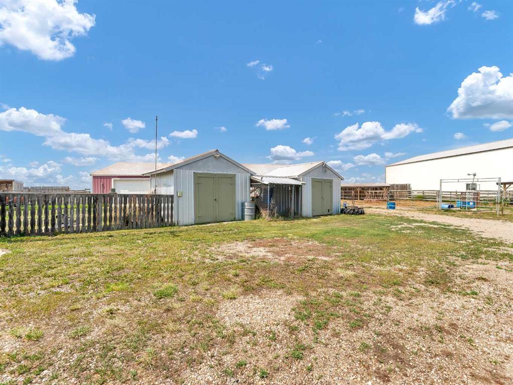 Picture for 12026 Range Road 74   https://www.cirrealty.ca/reb/mhreb/5/A2230635_44.jpg