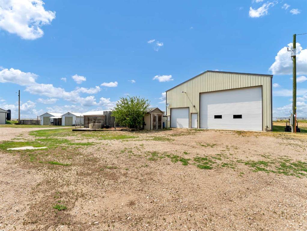Picture for 12026 Range Road 74   https://www.cirrealty.ca/reb/mhreb/5/A2230635_49.jpg