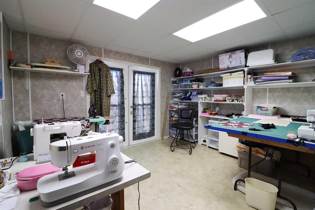 Picture for 235 5 Street SE https://www.cirrealty.ca/reb/mhreb/5/A2265285_16.jpg