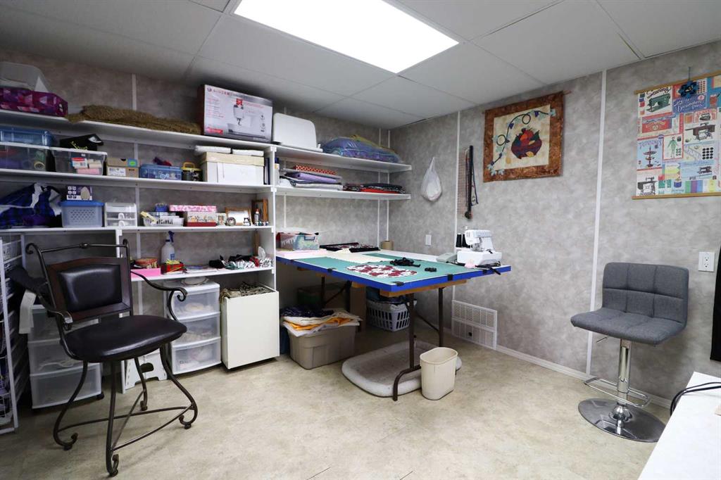Picture for 235 5 Street SE https://www.cirrealty.ca/reb/mhreb/5/A2265285_17.jpg