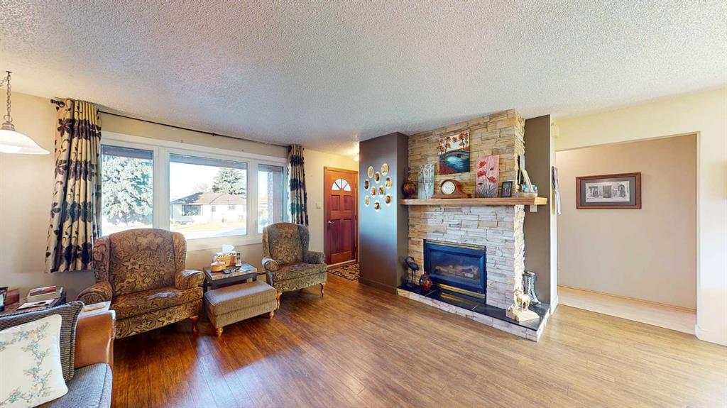 Picture for 235 5 Street SE https://www.cirrealty.ca/reb/mhreb/5/A2265285_22.jpg