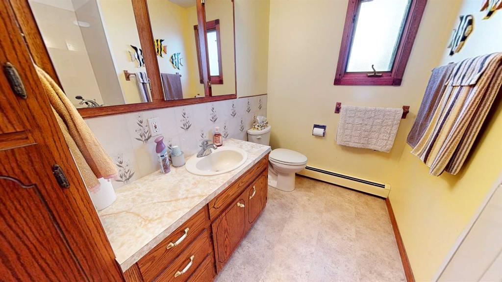 Picture for 235 5 Street SE https://www.cirrealty.ca/reb/mhreb/5/A2265285_25.jpg