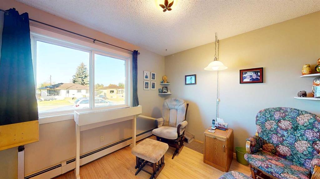 Picture for 235 5 Street SE https://www.cirrealty.ca/reb/mhreb/5/A2265285_27.jpg