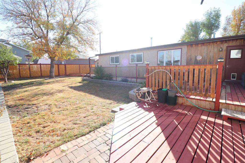 Picture for 235 5 Street SE Picture for 235 5 Street SE