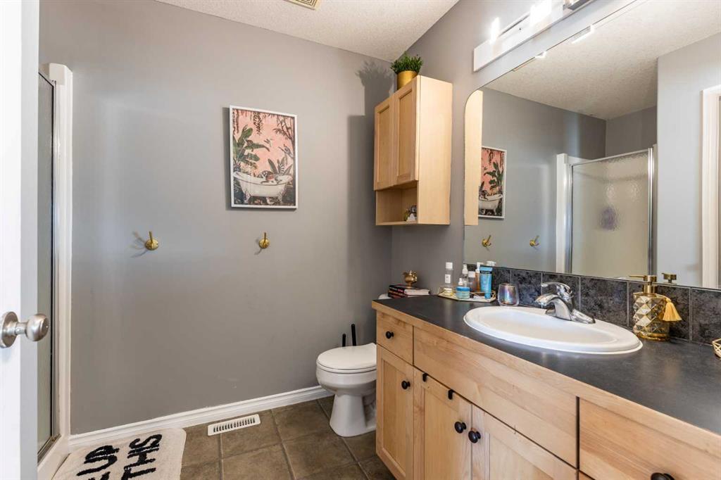 Picture for 87 Vista Road SE https://www.cirrealty.ca/reb/mhreb/5/A2266055_20.jpg