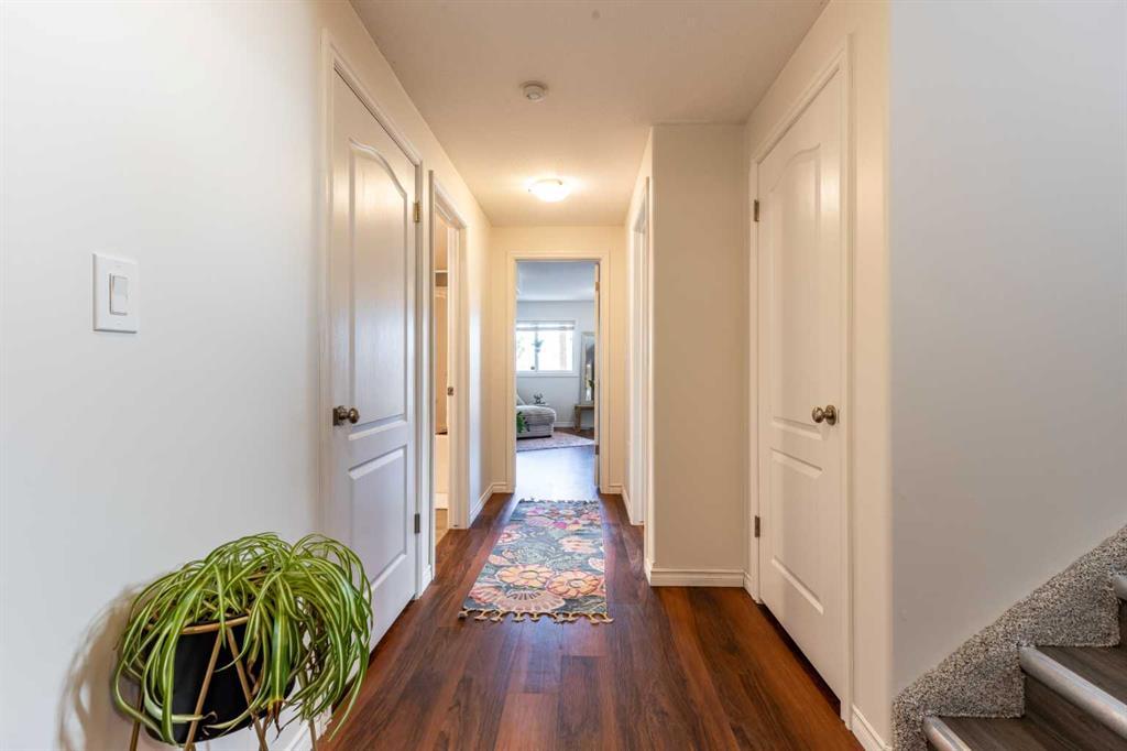 Picture for 87 Vista Road SE https://www.cirrealty.ca/reb/mhreb/5/A2266055_21.jpg