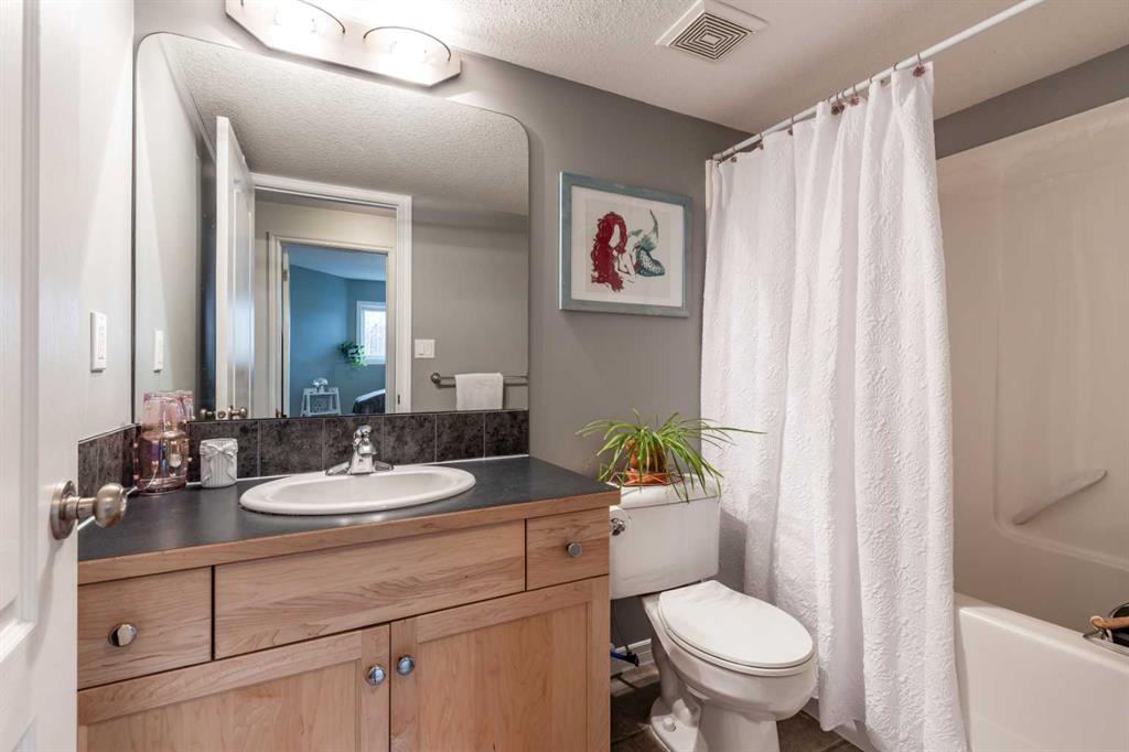 Picture for 87 Vista Road SE https://www.cirrealty.ca/reb/mhreb/5/A2266055_28.jpg