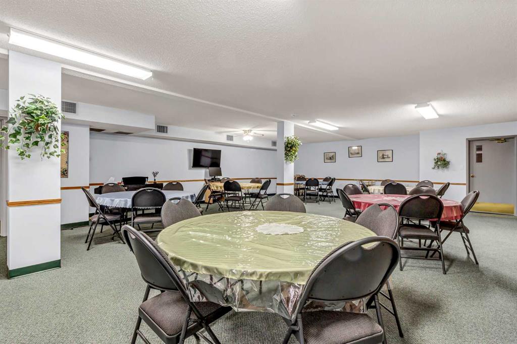 Picture for 204, 3090 15 Avenue SE https://www.cirrealty.ca/reb/mhreb/5/A2267205_30.jpg