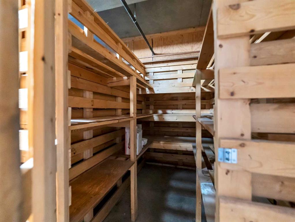 Picture for 204, 3090 15 Avenue SE https://www.cirrealty.ca/reb/mhreb/5/A2267205_43.jpg