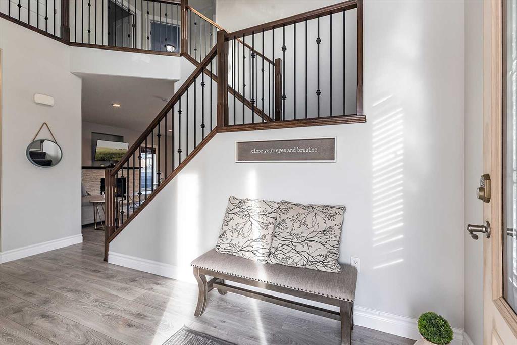 Picture for 203 Sterling Crescent SE