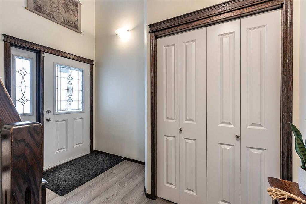 Picture for 382 Sterling Crescent SE