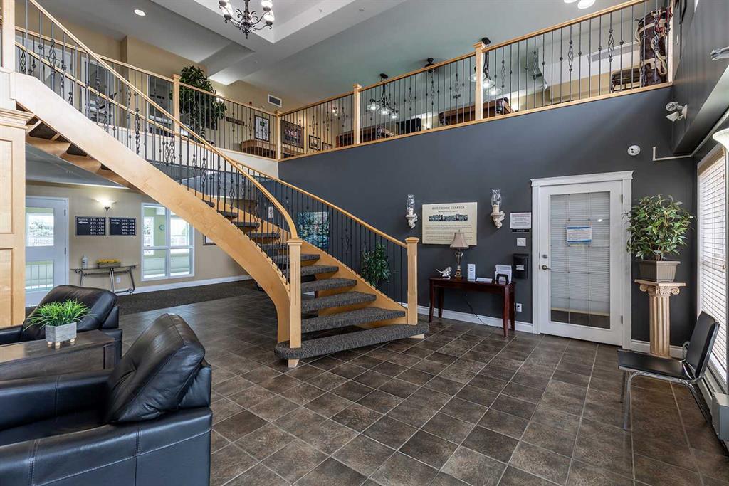 Picture for 423, 29 River Ridge Drive NW