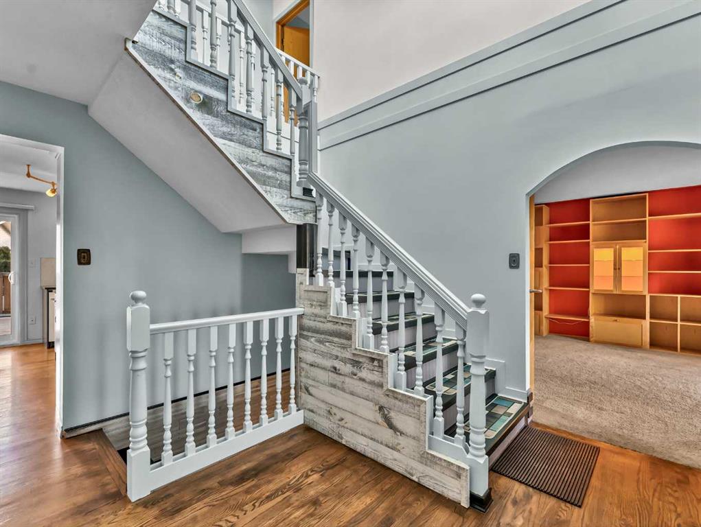 Picture for 29 Rideau Close SE