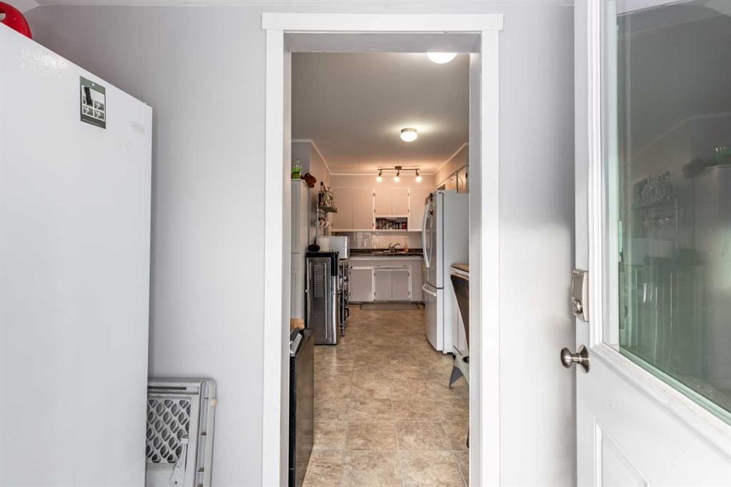 Picture for 50 9 Street SE