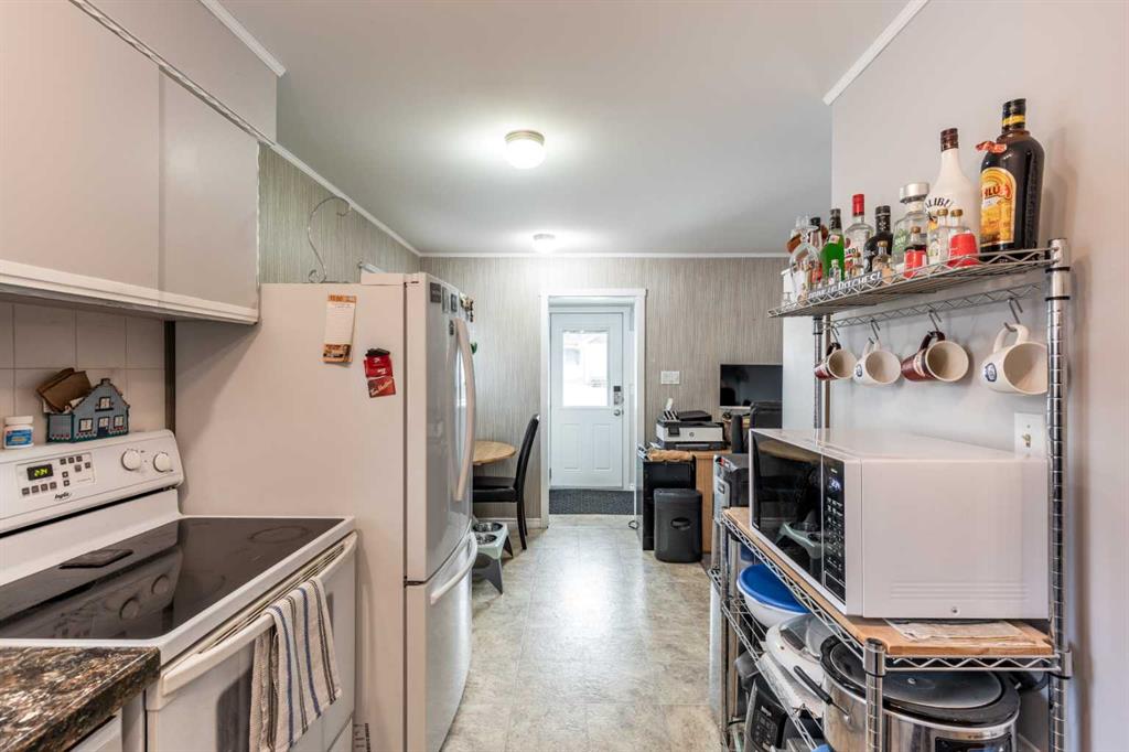 Picture for 50 9 Street SE