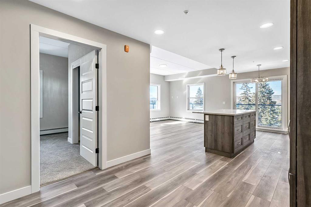 Picture for 407, 21 Ranchlands Boulevard NE