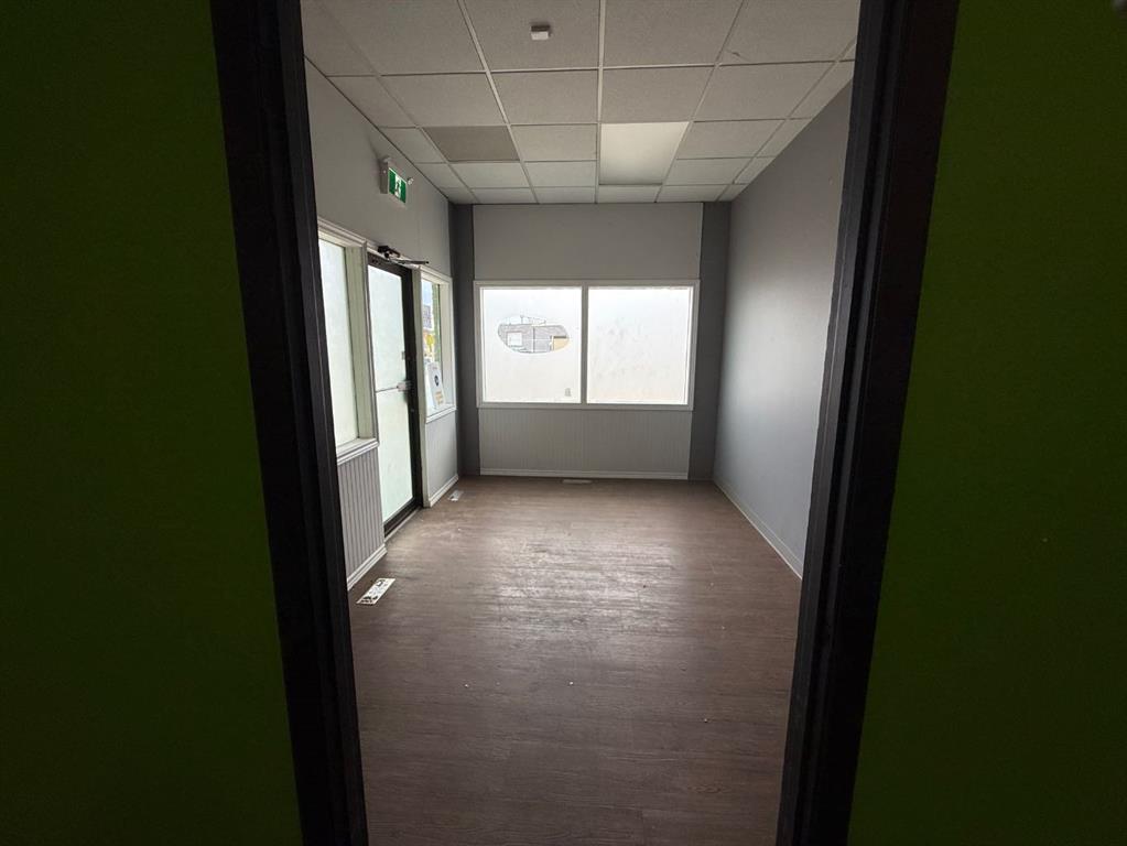 Picture for B, 646 South Railway Street SE