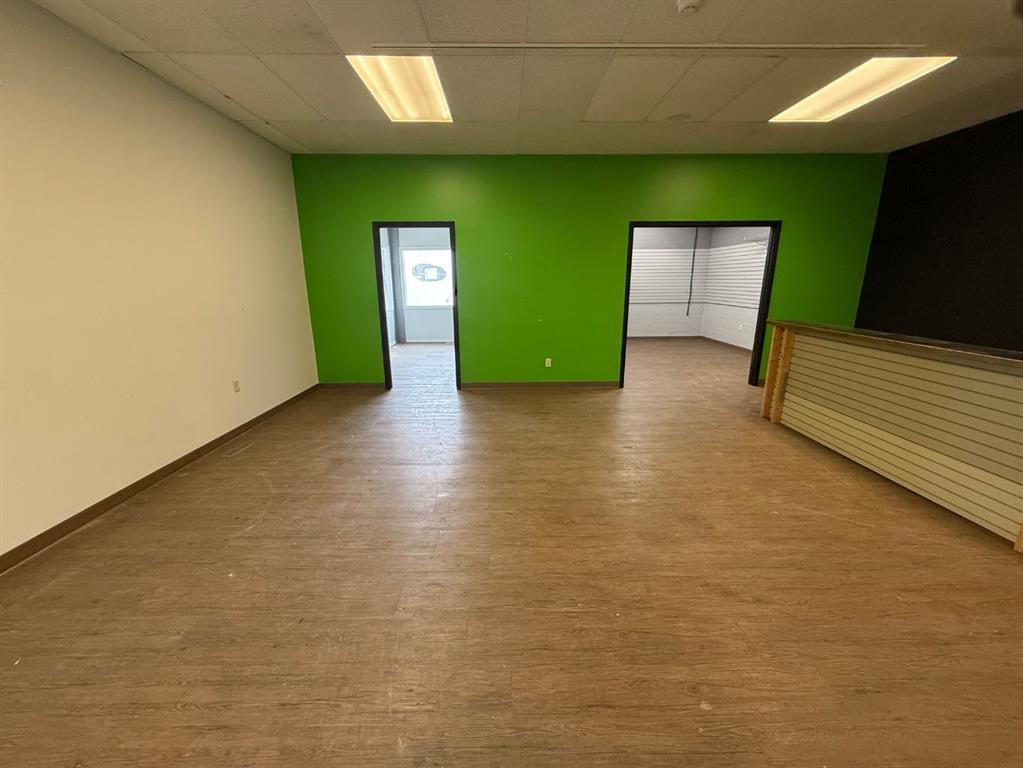 Picture for B, 646 South Railway Street SE