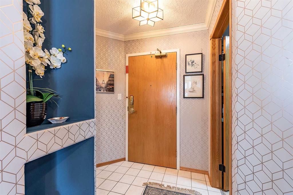 Picture for 436, 1535 Southview Drive SE