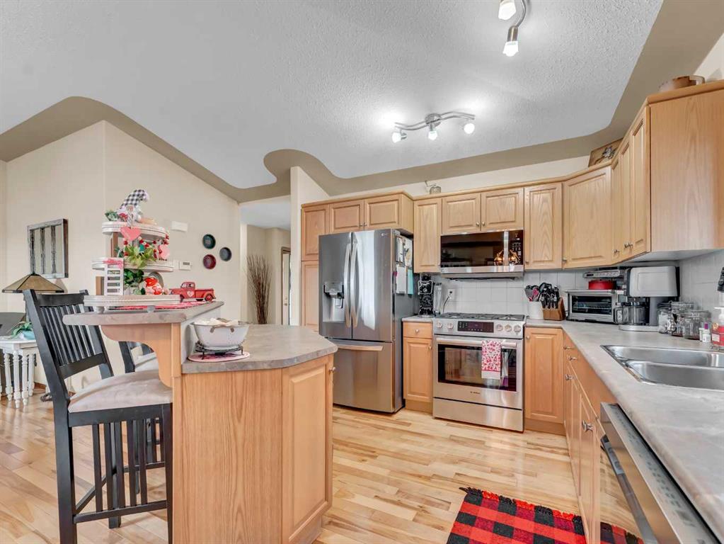 Picture for 37 TERRACE Green NE