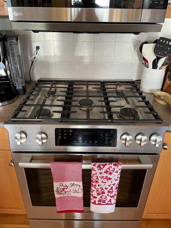 Picture for 37 TERRACE Green NE