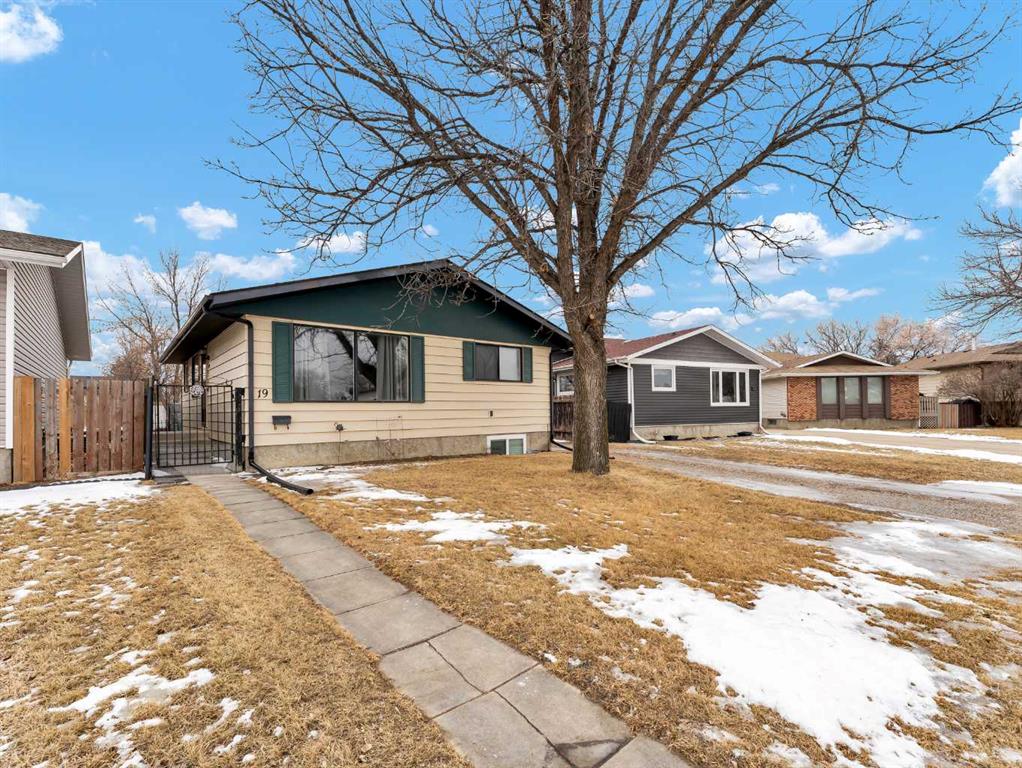 Picture for 19 Rossmere Place SE