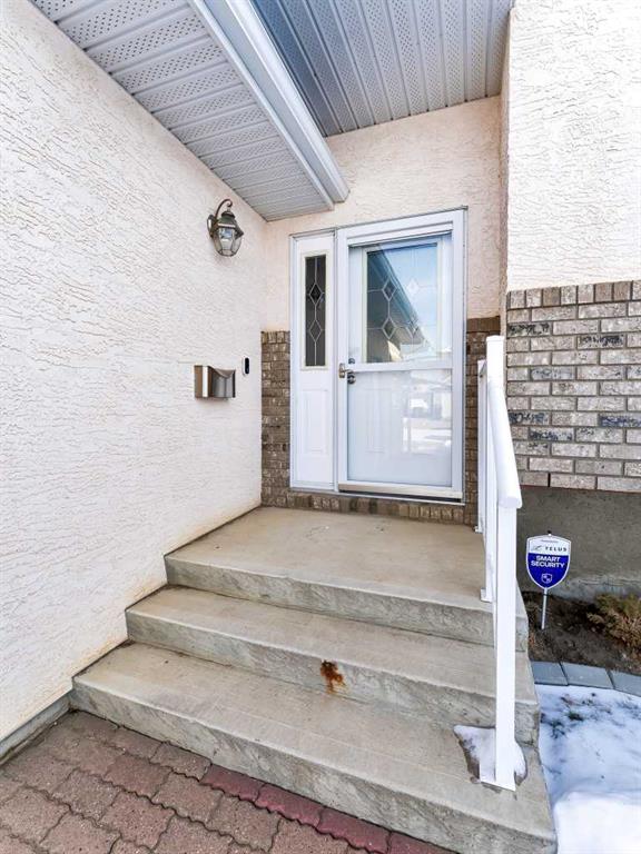 Picture for 43 Vista Place SE