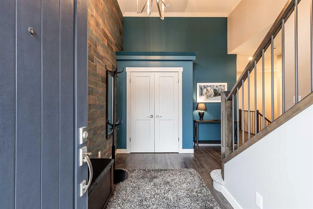 Picture for 390 Somerside Crescent SE