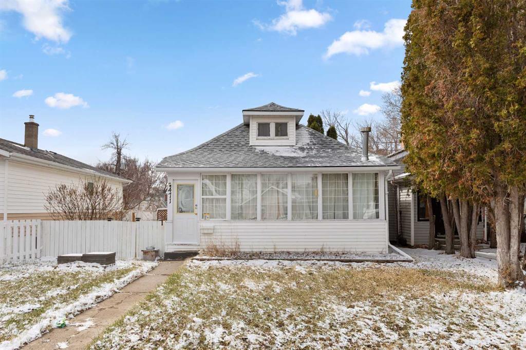 Picture for 471 10 Street SE