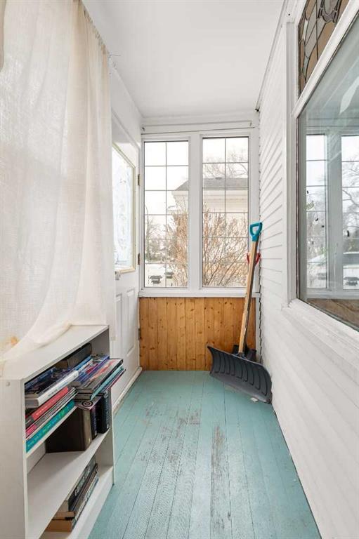 Picture for 471 10 Street SE