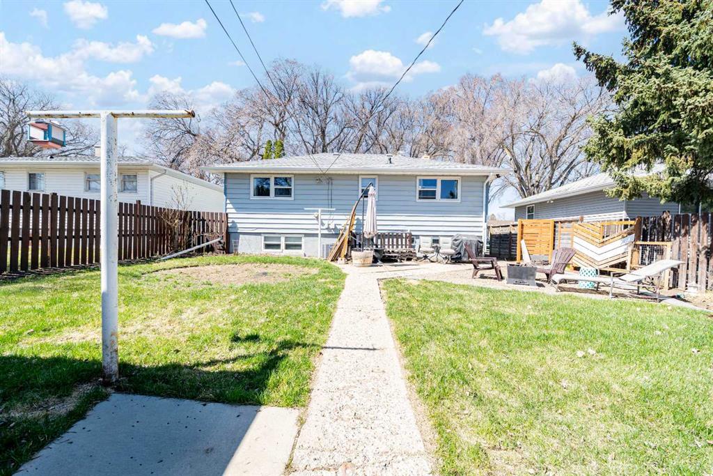 Picture for 2631 16 Avenue SE
