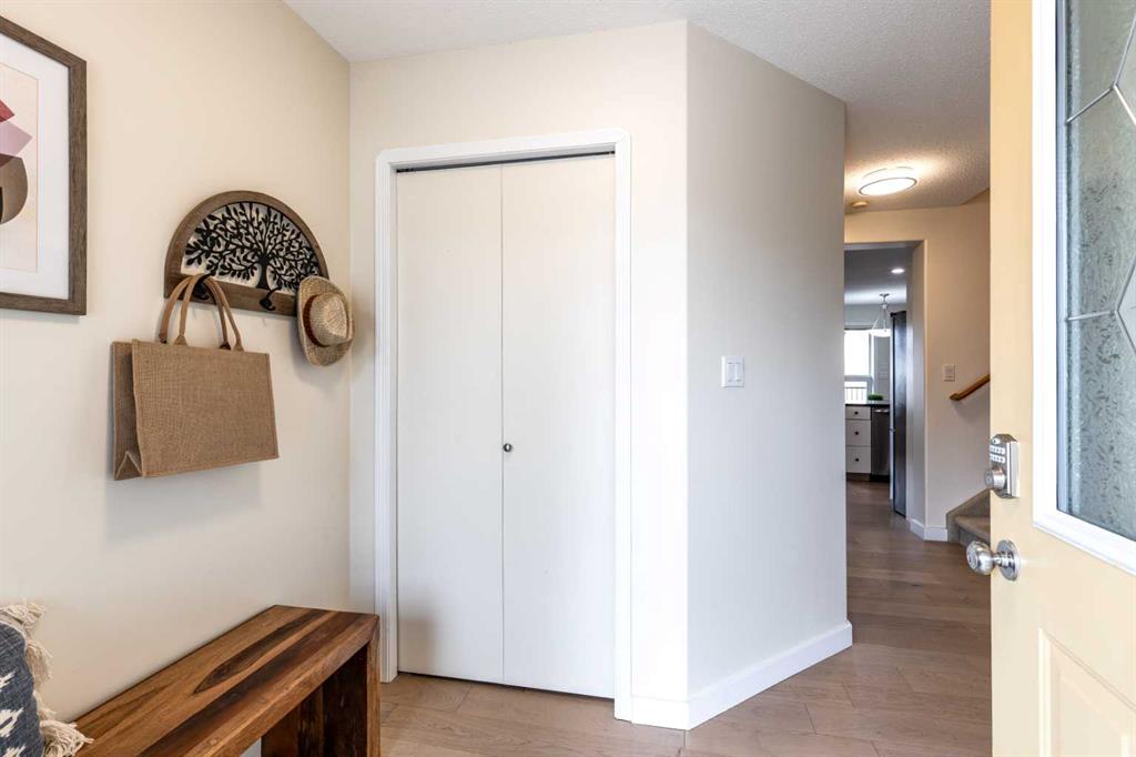 Picture for 92 Sunset Road SW