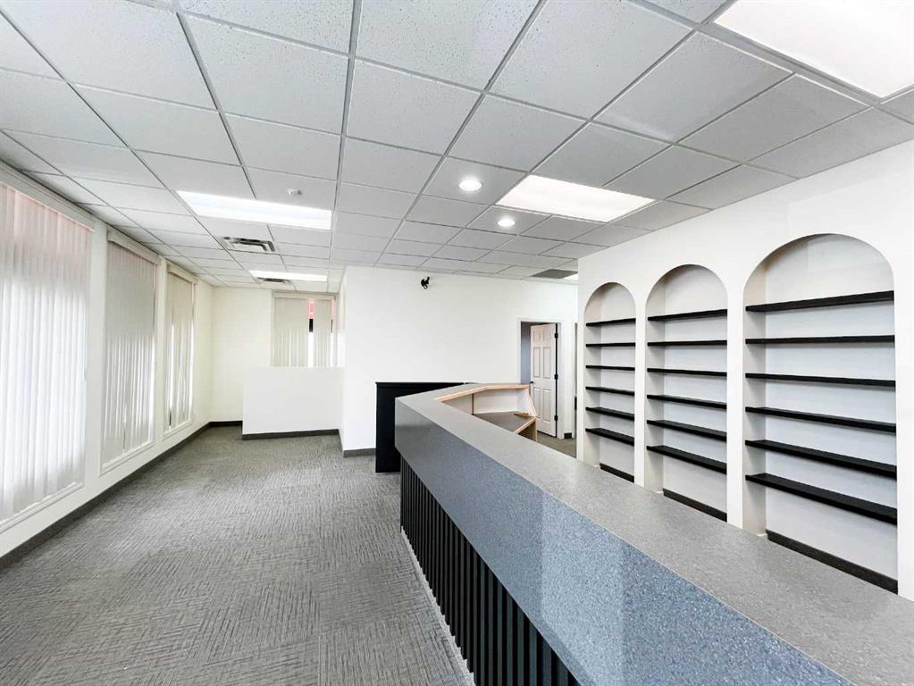 Picture for 101, 1290 Trans Canada Way SE
